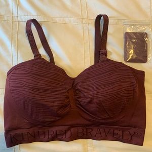 Sublime® Hands-Free Pumping & Nursing Bra | Fig - Large